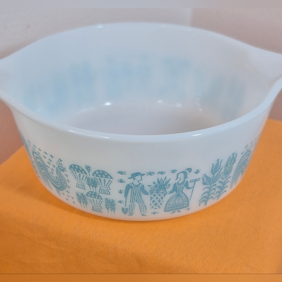 Vintage Pyrex Amish Butterprint #472 1 1/2 Pt Casserole Dish - Picture 4 of 11